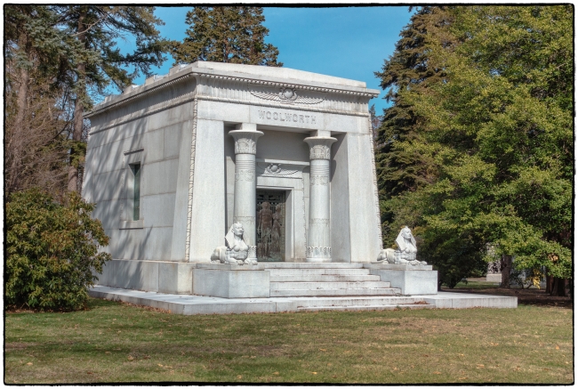 woolworthmausoleum-1