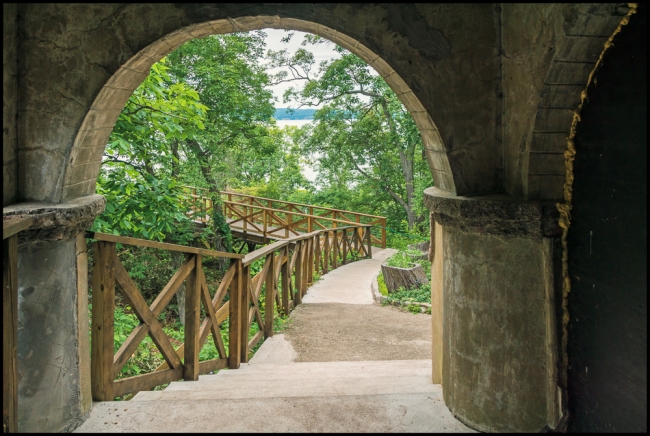 beaconBannermanCastleResidence-4