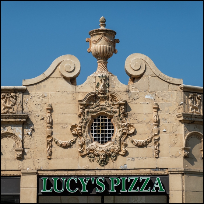 lucys-pizza-1-of-1