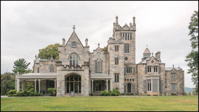 lyndhursthouse-2-of-3