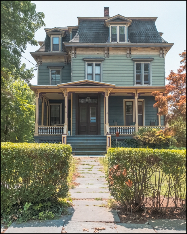 Tothewaterfrontossining-house-1-of-1