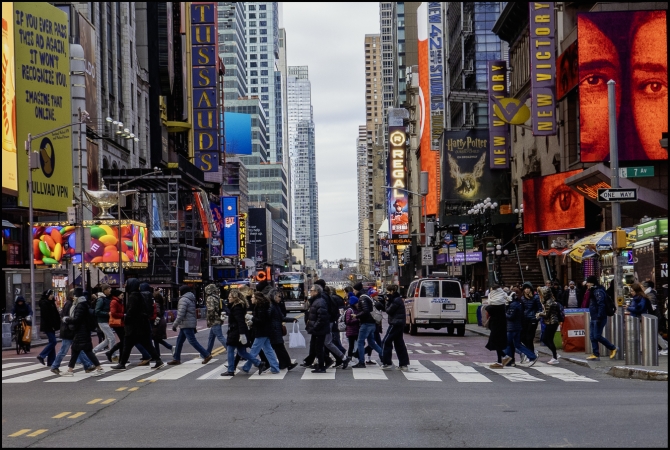 seeingsunsetboulevardaround42ndstreet-1-of-5