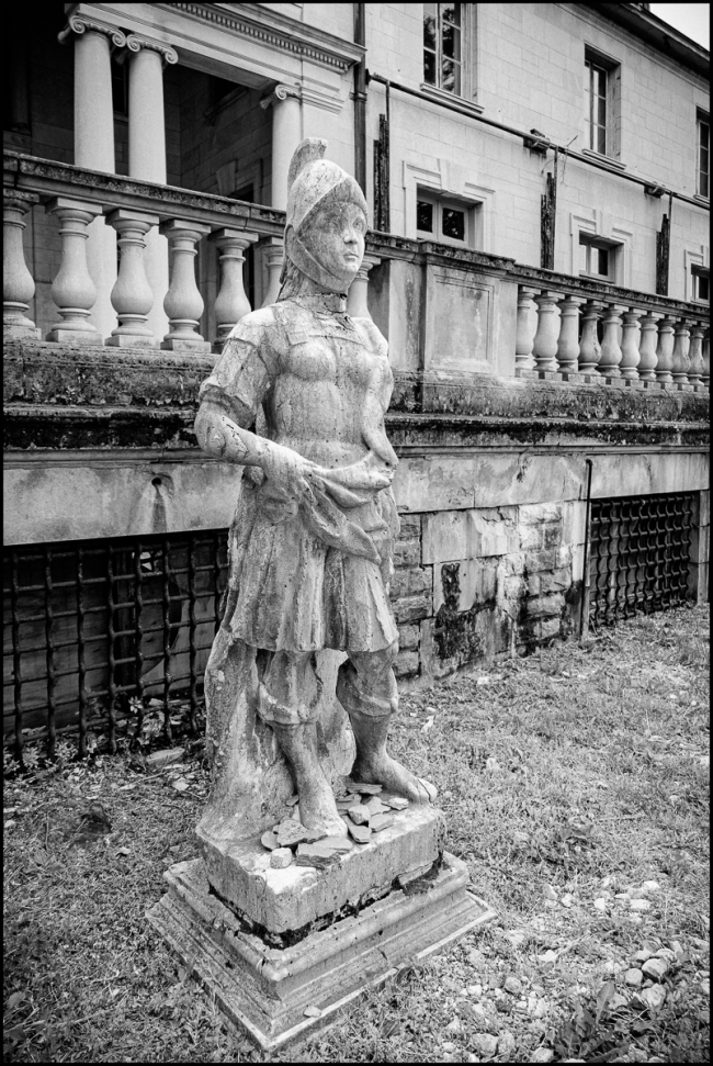 aldermansion-statues-2