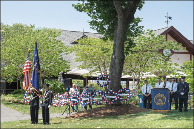 memorialdaywreaths-1