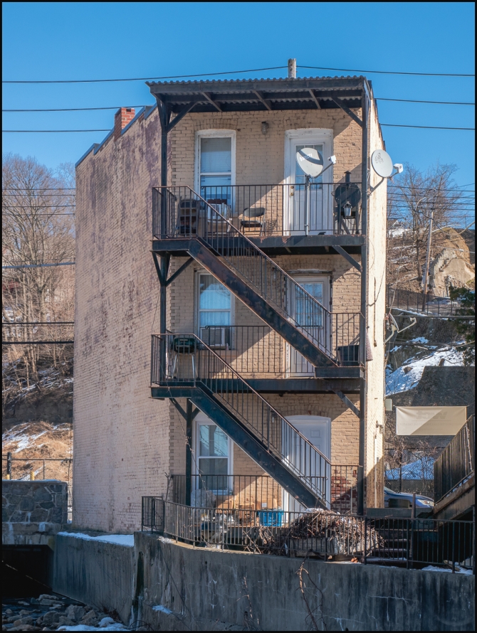 downbytheriverinossing-7-of-9