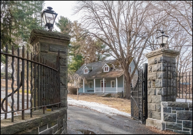 tohalseypondandbackodellstavern-1-of-1