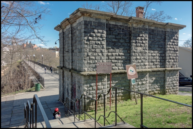 walkaroungossiningweirhouse-1