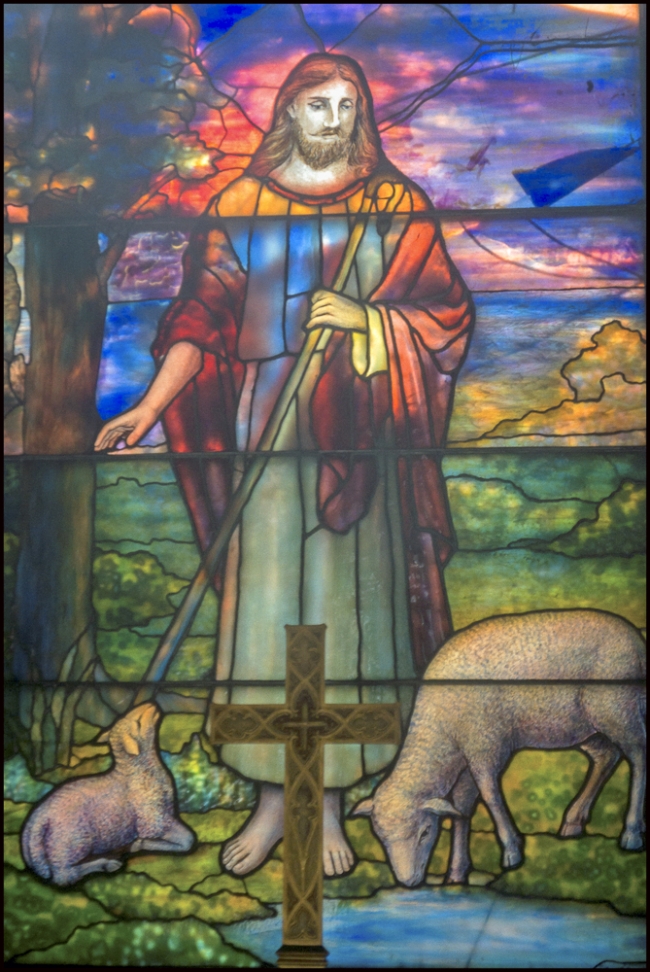 sleepyhollowsstainedglass-1