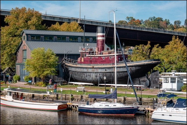 VisitToKingstonAlongRondoutCreek1-1