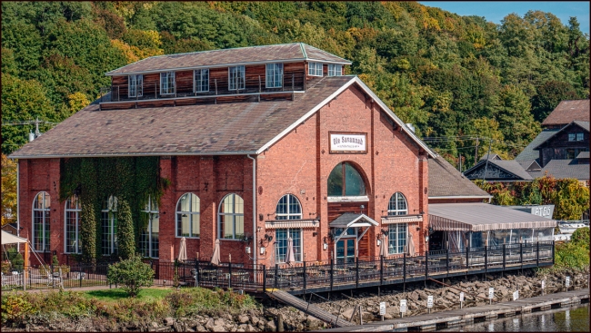 VisitToKingstonAlongRondoutCreek1-2