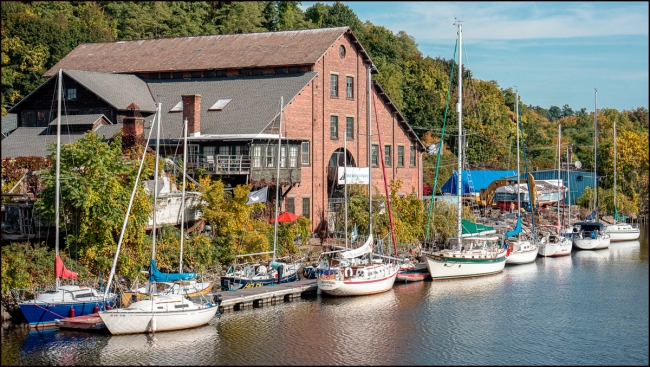 VisitToKingstonAlongRondoutCreek1-3