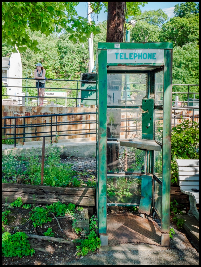 garissonslandingtelephone-1-of-1